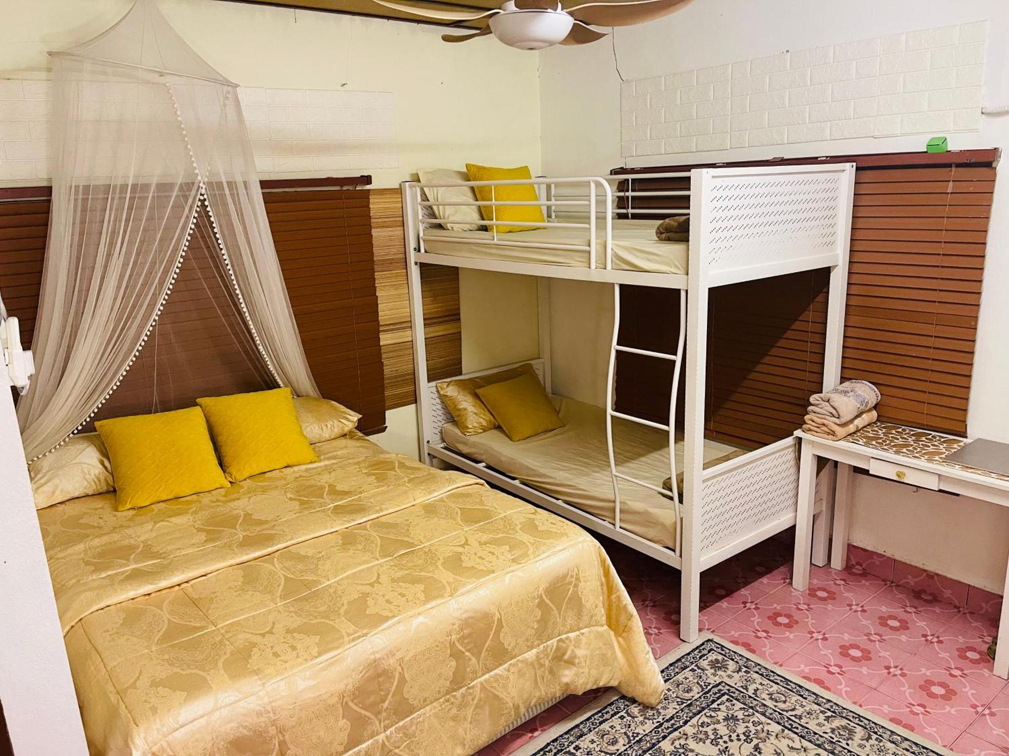 Dar Yasmine Motel Pantai Cenang  Exteriör bild